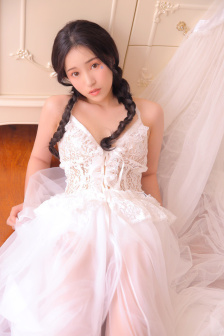 瞿麟曼