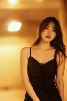 不小心缩小掉进女生的午饭里